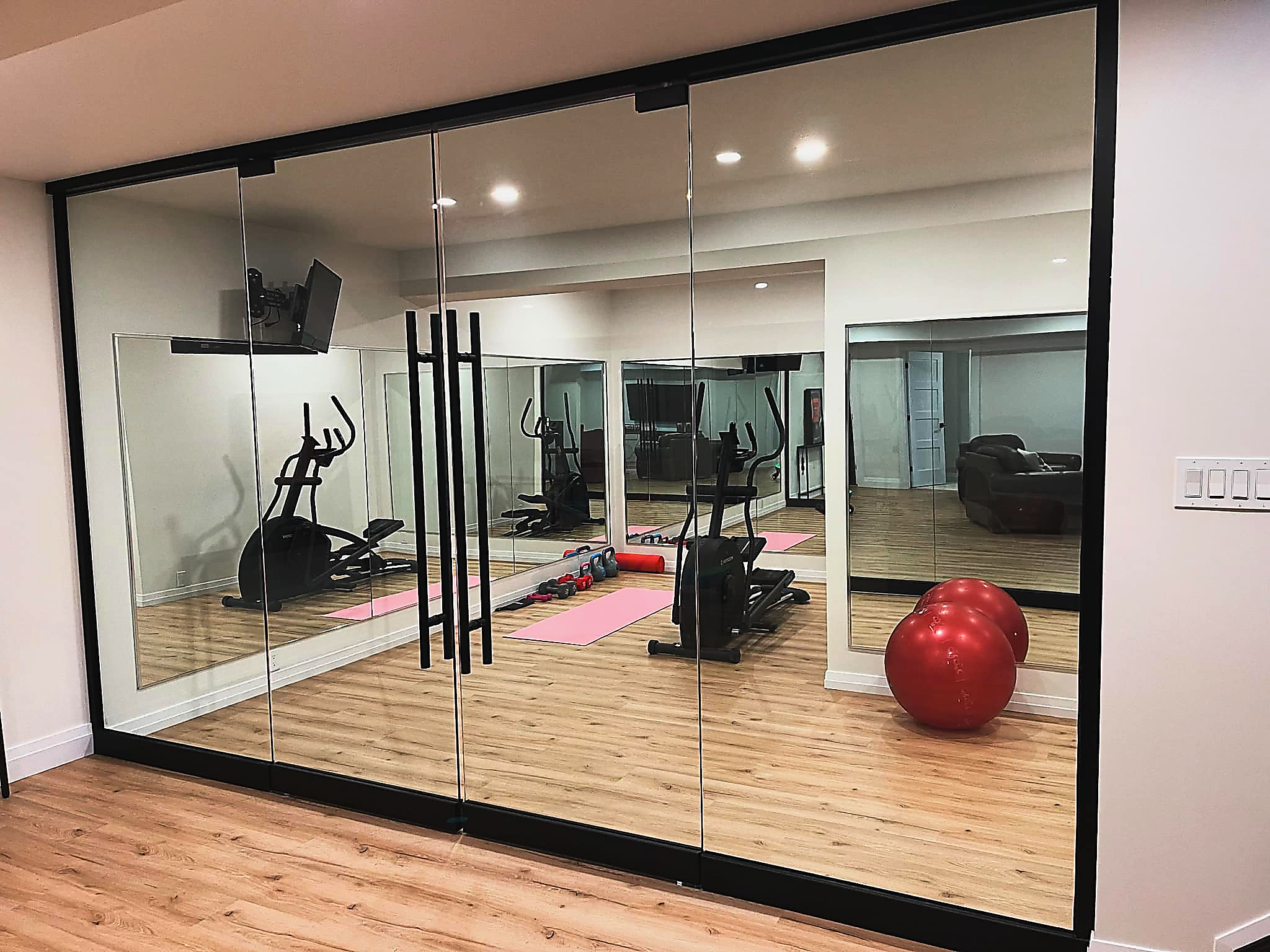 Home Gym Mirror Wall